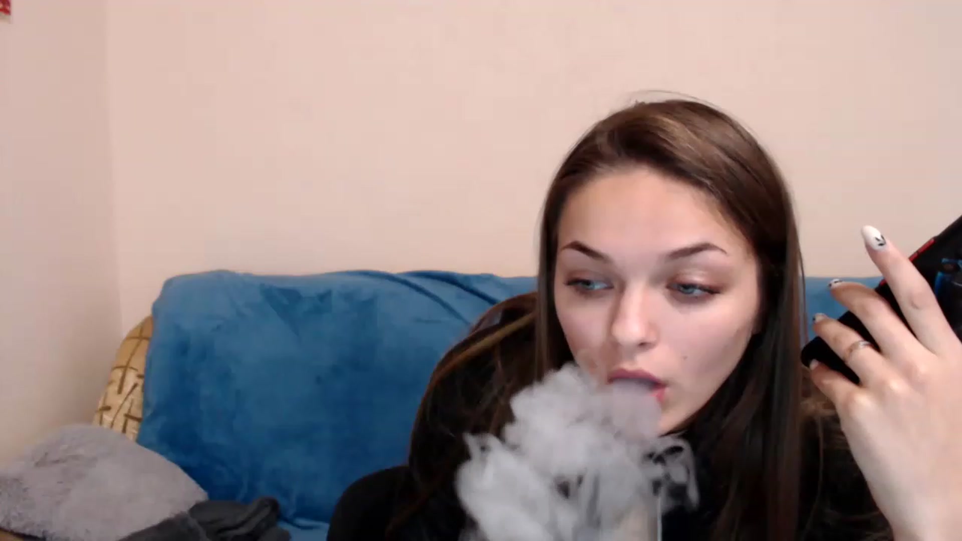 Gallery image thumbnail from Chaynea's myfreecams stream on, 12/08/2022, 10:17 image 12 of 20