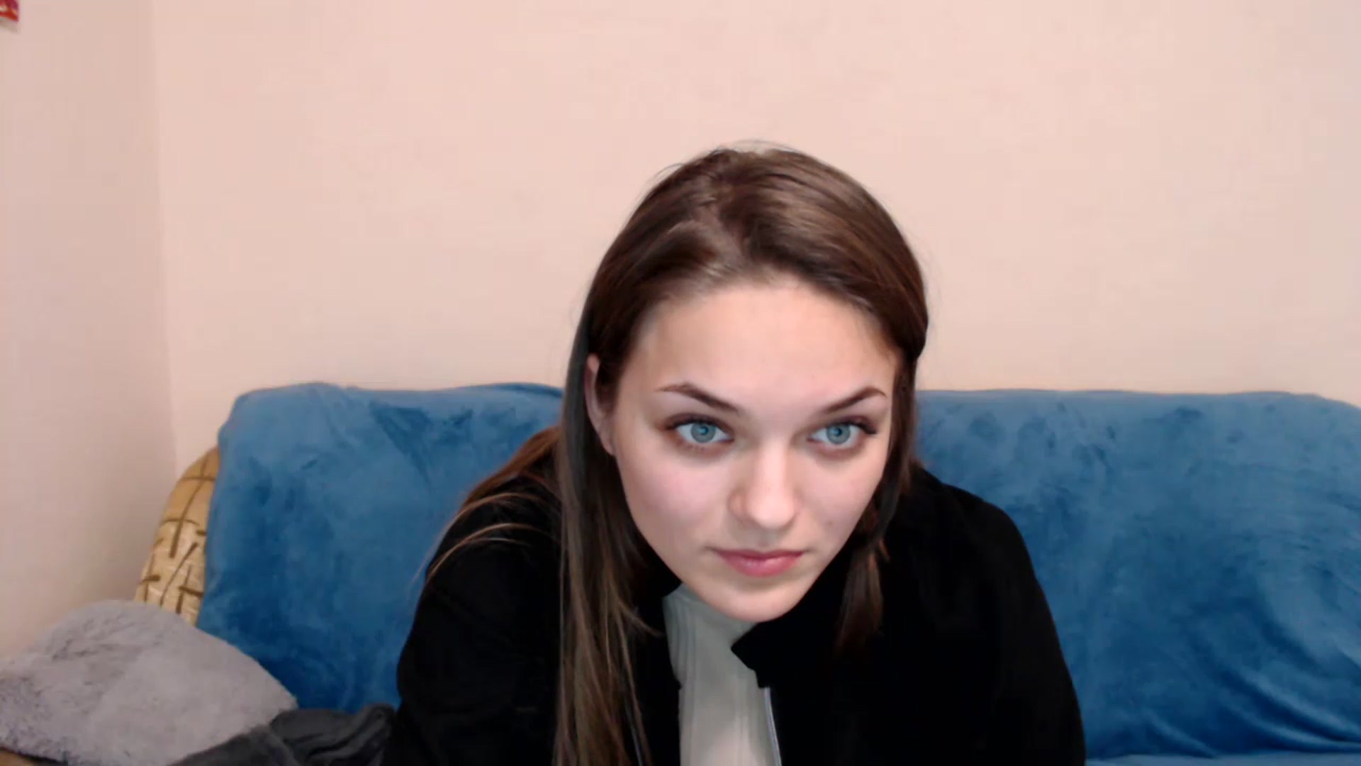 Gallery image thumbnail from Chaynea's myfreecams stream on, 12/08/2022, 10:17 image 6 of 20
