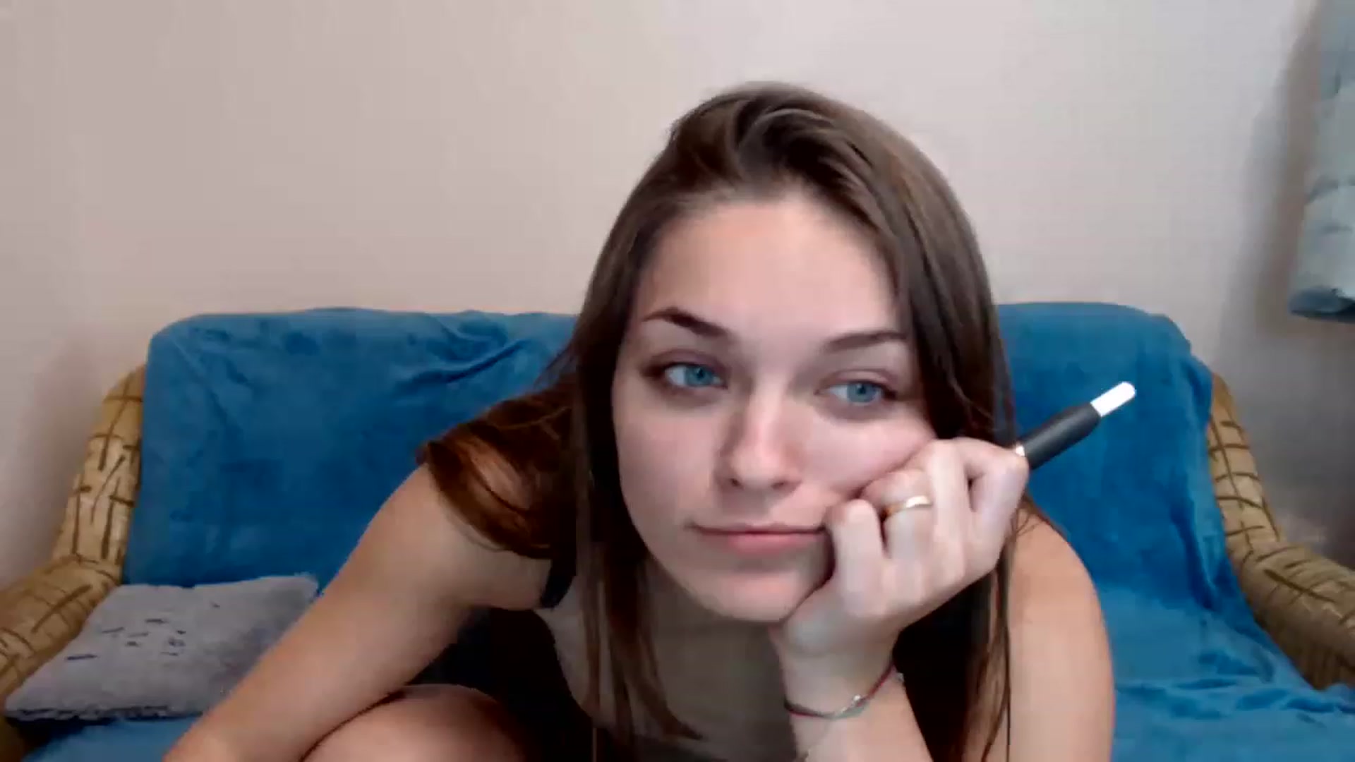 Gallery image thumbnail from Chaynea's myfreecams stream on, 12/10/2022, 13:14 image 19 of 20