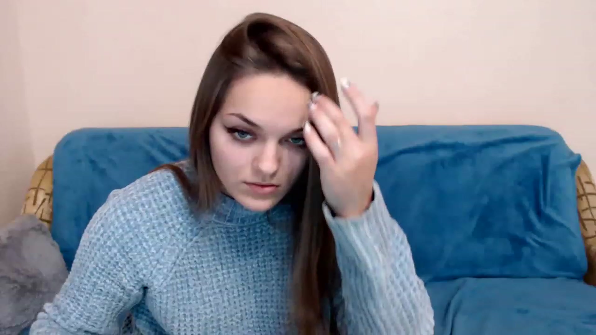 Gallery image thumbnail from Chaynea's myfreecams stream on, 12/15/2022, 10:21 image 15 of 20