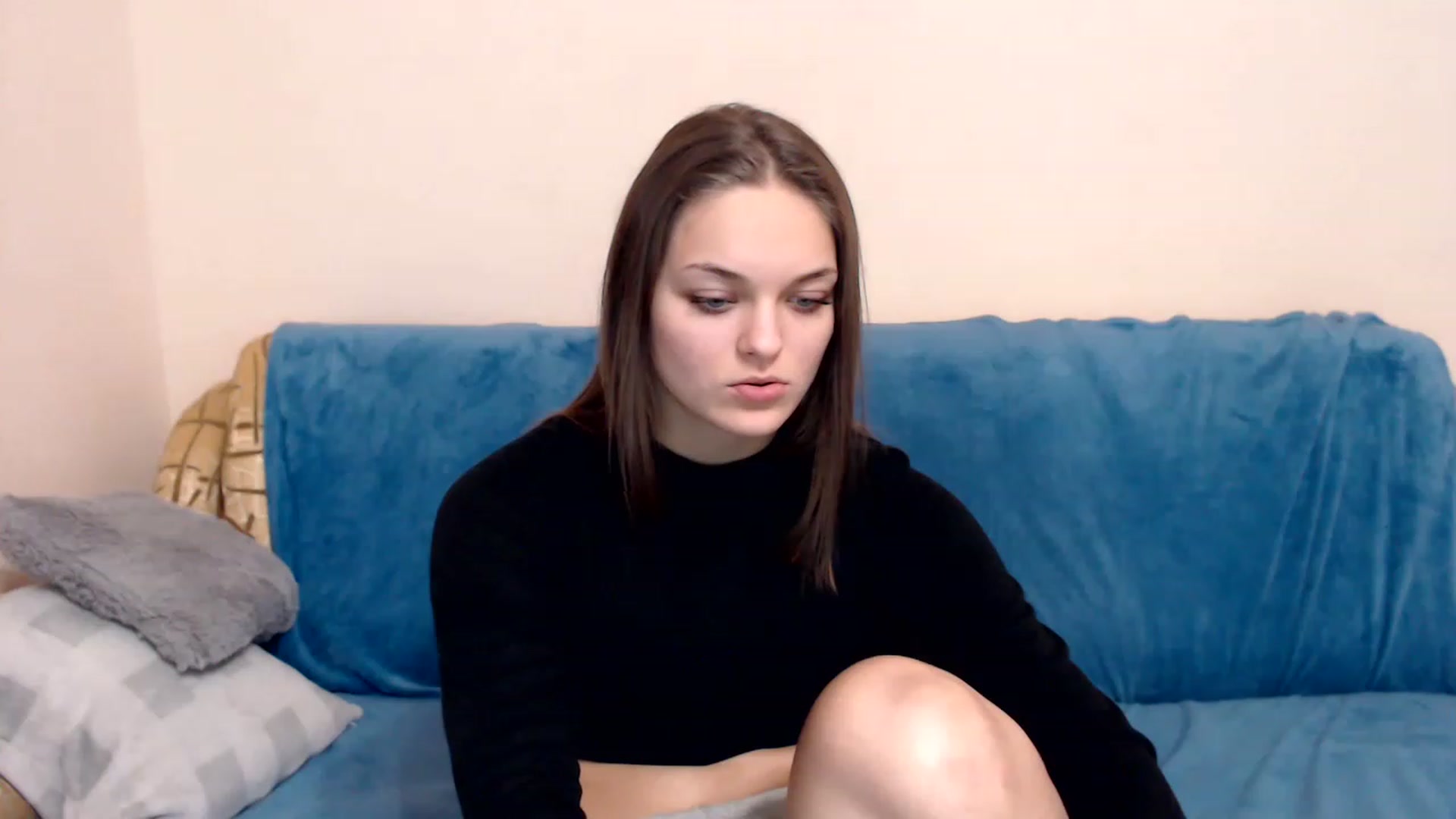 Gallery image thumbnail from Chaynea's myfreecams stream on, 12/18/2022, 11:30 image 3 of 20
