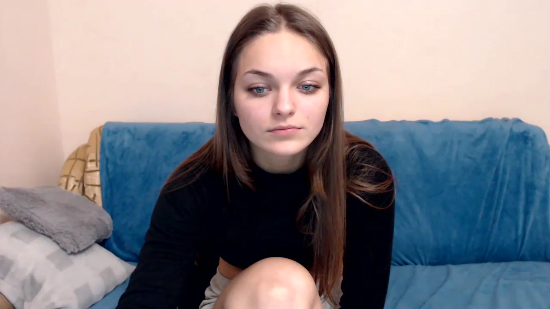Gallery image thumbnail from Chaynea's myfreecams stream on, 12/18/2022, 11:30 image 11 of 20