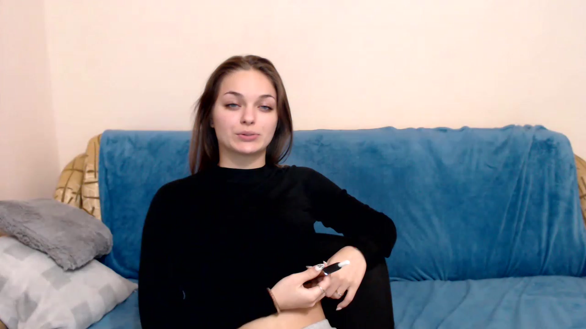 Gallery image thumbnail from Chaynea's myfreecams stream on, 12/18/2022, 12:02 image 8 of 20