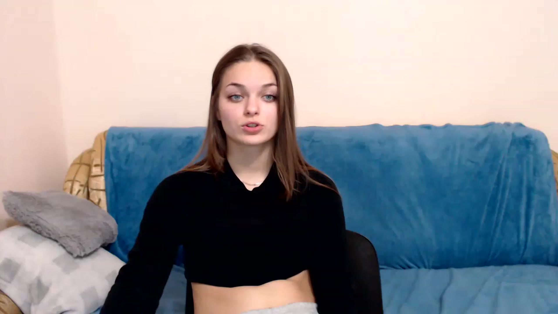 Gallery image thumbnail from Chaynea's myfreecams stream on, 12/18/2022, 12:29 image 2 of 20
