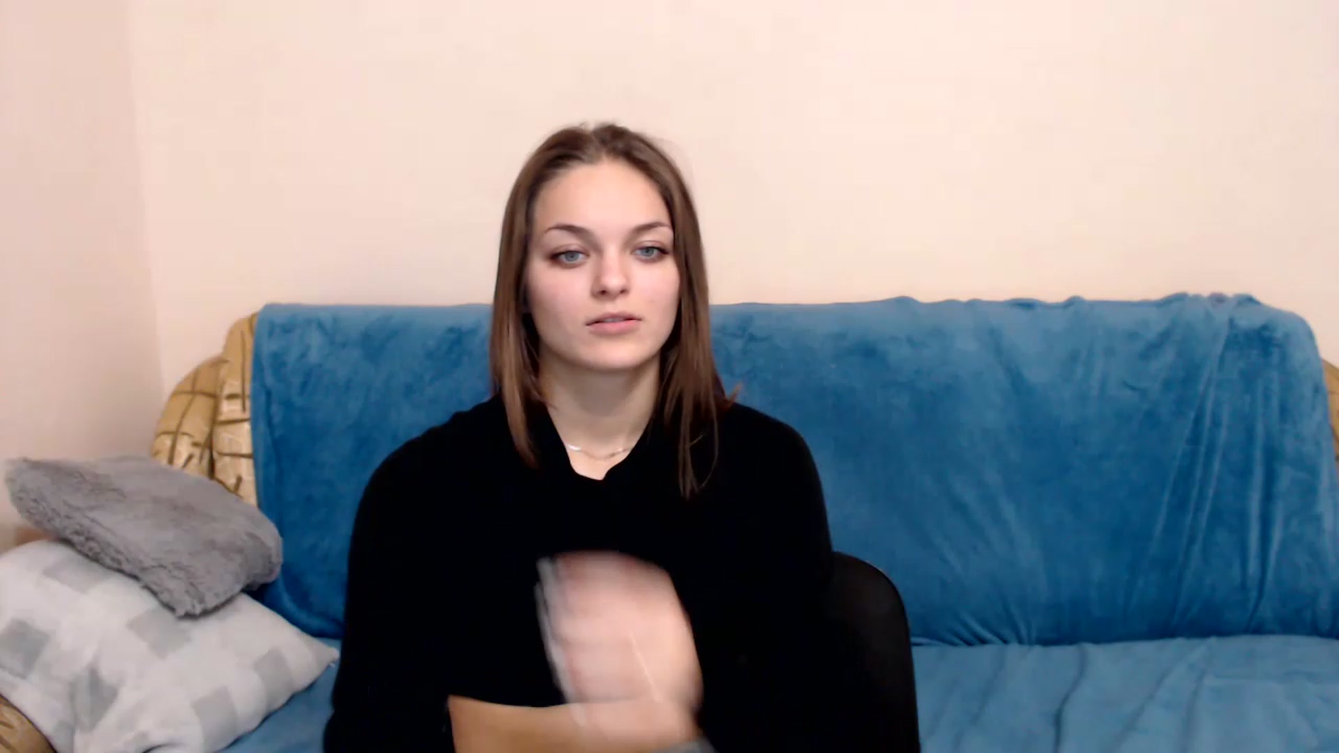 Gallery image thumbnail from Chaynea's myfreecams stream on, 12/18/2022, 12:29 image 10 of 20