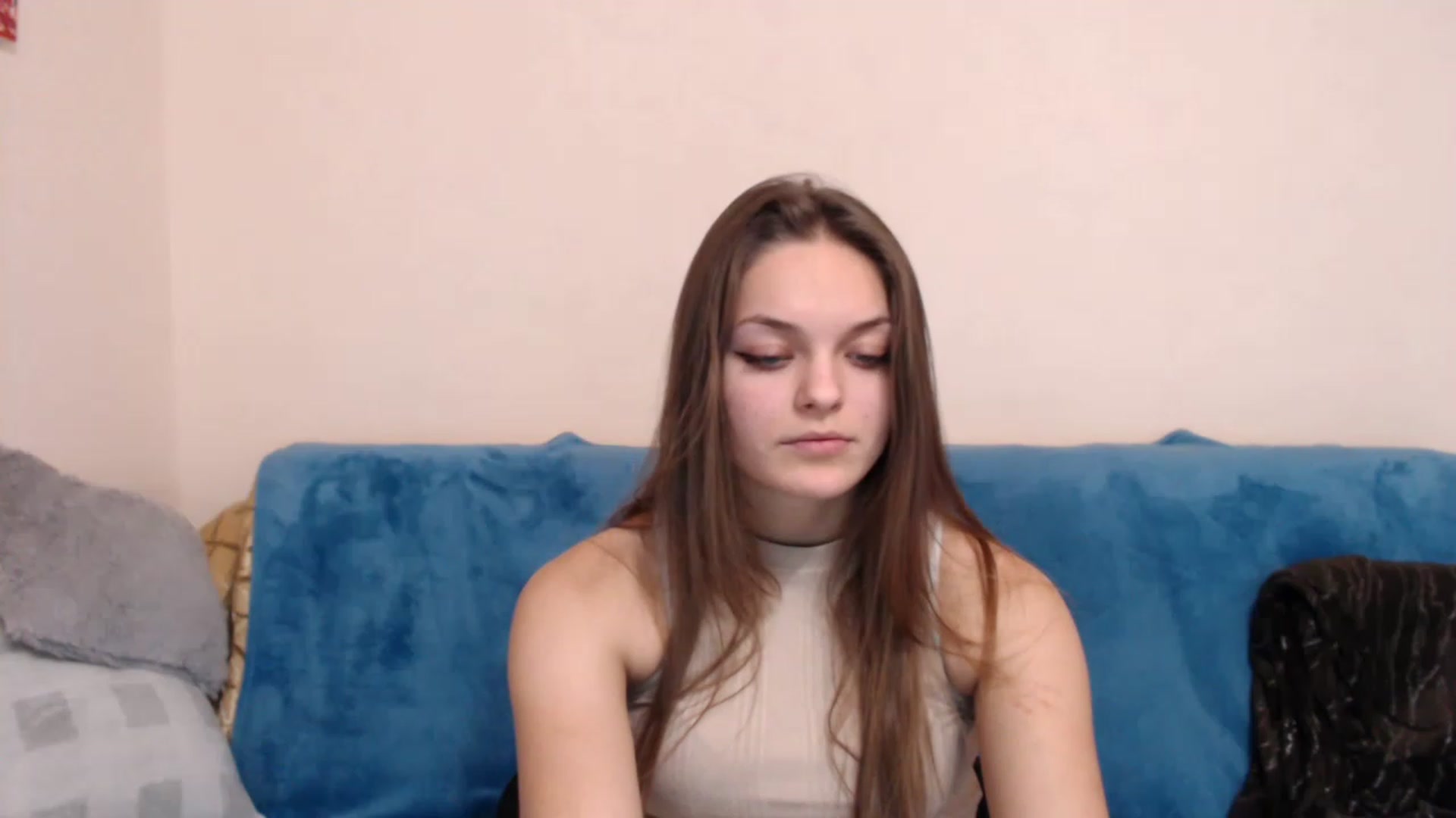 Gallery image thumbnail from Chaynea's myfreecams stream on, 12/22/2022, 10:11 image 3 of 20