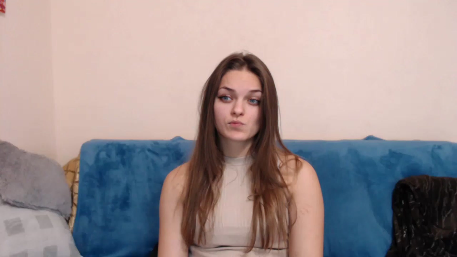 Gallery image thumbnail from Chaynea's myfreecams stream on, 12/22/2022, 10:11 image 6 of 20
