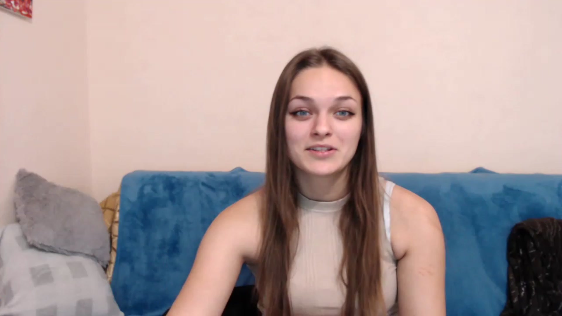 Gallery image thumbnail from Chaynea's myfreecams stream on, 12/22/2022, 10:11 image 19 of 20