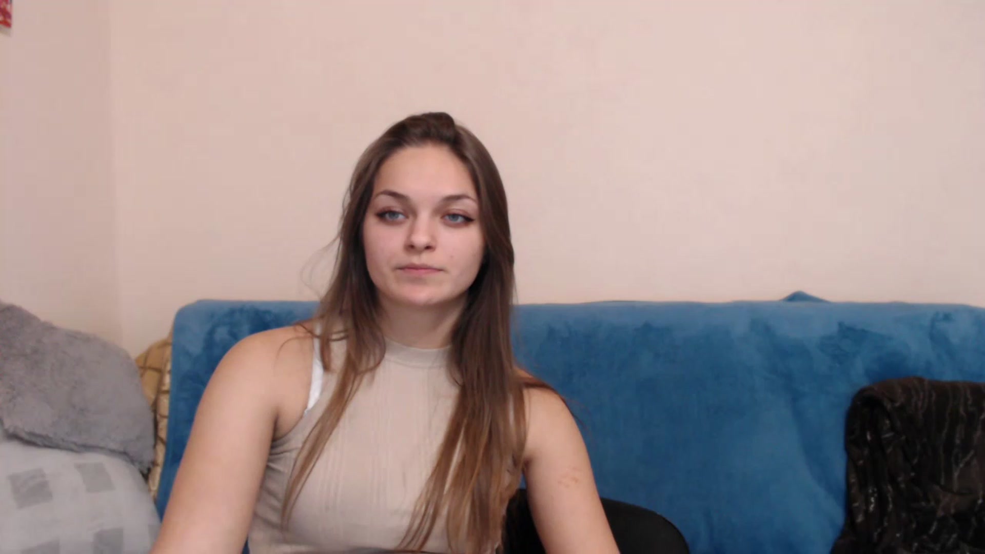 Gallery image thumbnail from Chaynea's myfreecams stream on, 12/22/2022, 10:11 image 4 of 20