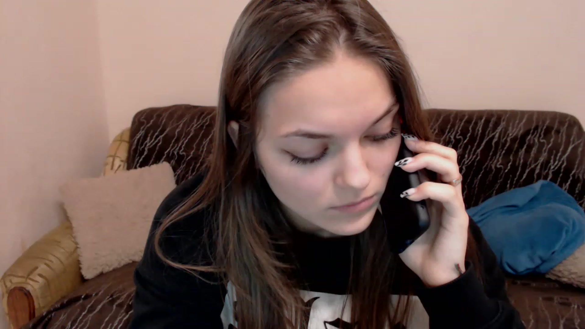 Gallery image thumbnail from Chaynea's myfreecams stream on, 12/23/2022, 11:21 image 4 of 20
