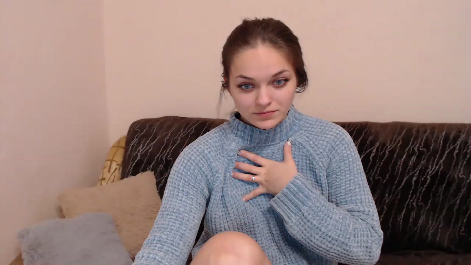 Gallery image thumbnail from Chaynea's myfreecams stream on, 12/24/2022, 11:24 image 8 of 20