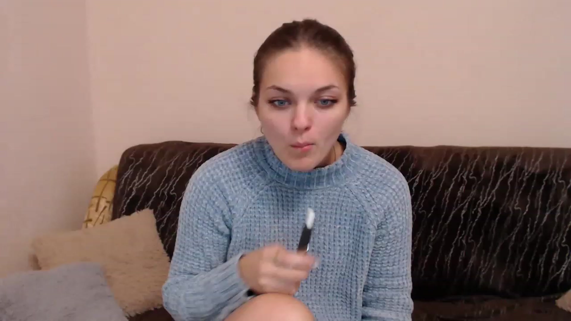 Gallery image thumbnail from Chaynea's myfreecams stream on, 12/24/2022, 11:24 image 10 of 20