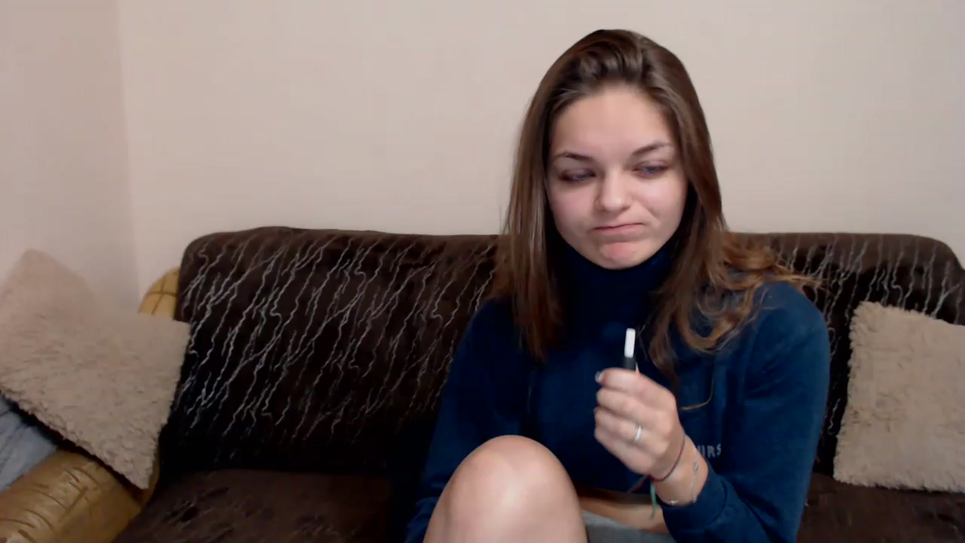 Gallery image thumbnail from Chaynea's myfreecams stream on, 12/25/2022, 08:15 image 10 of 20