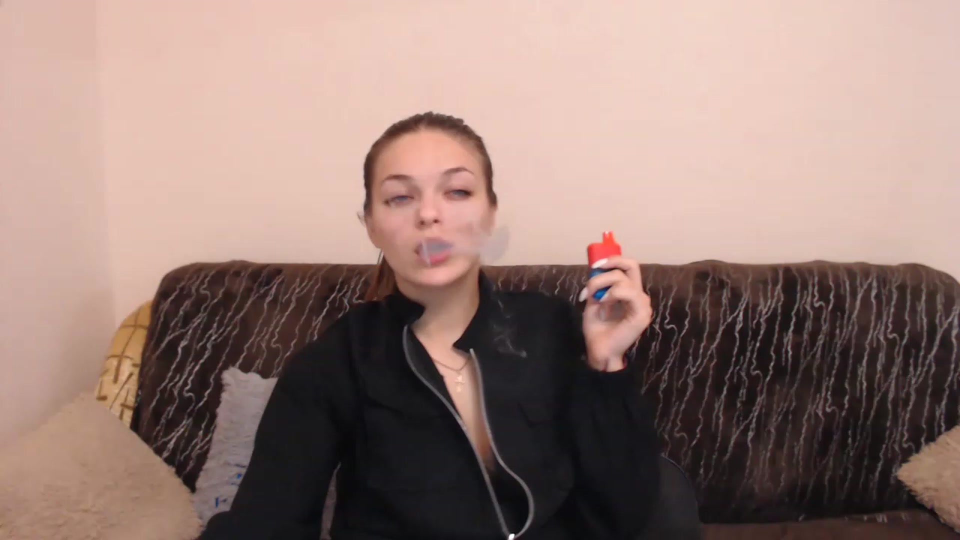 Gallery image thumbnail from Chaynea's myfreecams stream on, 12/28/2022, 11:53 image 15 of 20