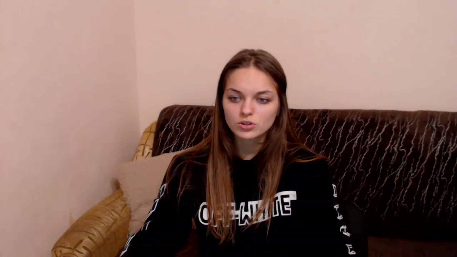 Gallery image thumbnail from Chaynea's myfreecams stream on, 12/30/2022, 11:16 image 16 of 20