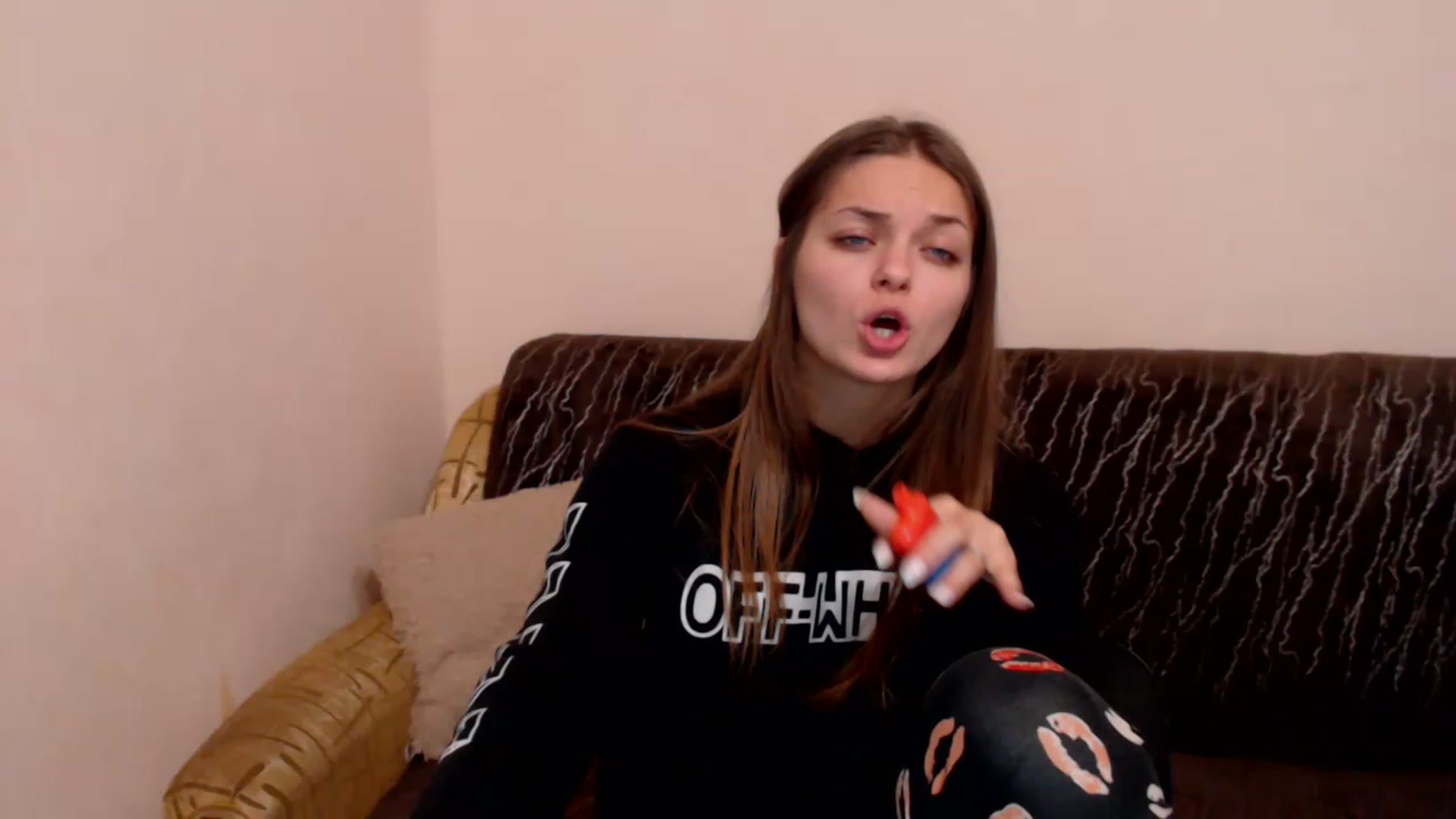 Gallery image thumbnail from Chaynea's myfreecams stream on, 12/30/2022, 11:16 image 10 of 20