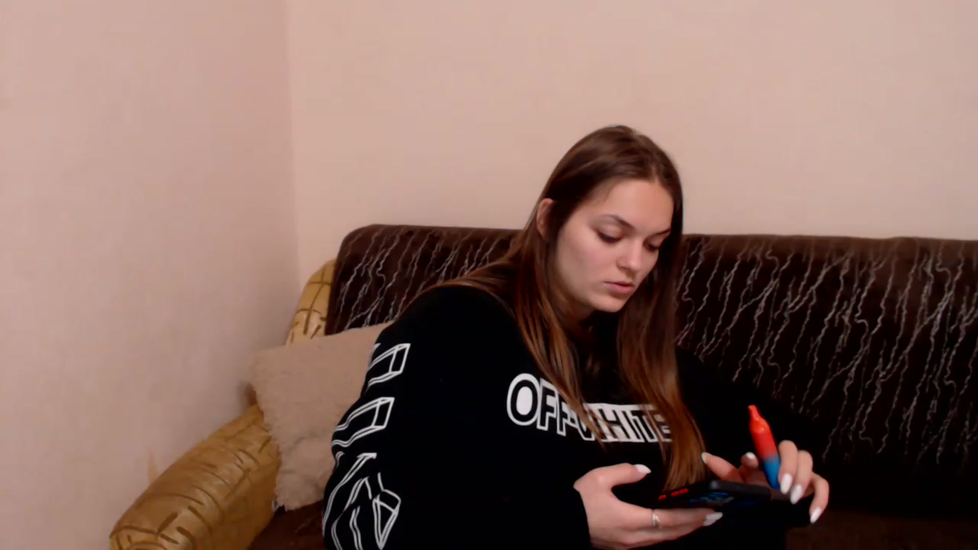 Gallery image thumbnail from Chaynea's myfreecams stream on, 12/30/2022, 11:16 image 9 of 20