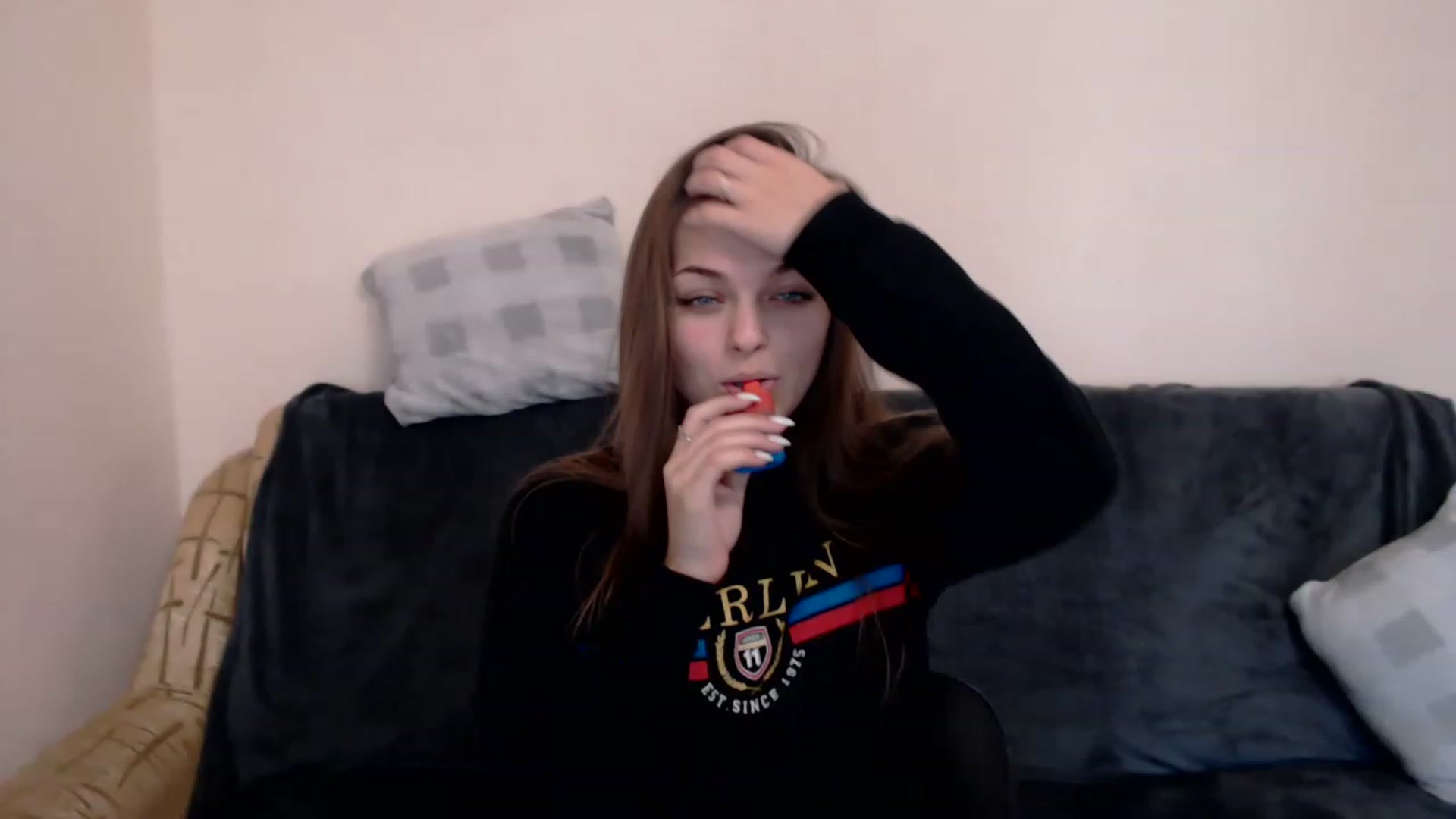 Gallery image thumbnail from Chaynea's myfreecams stream on, 01/04/2023, 08:34 image 17 of 20