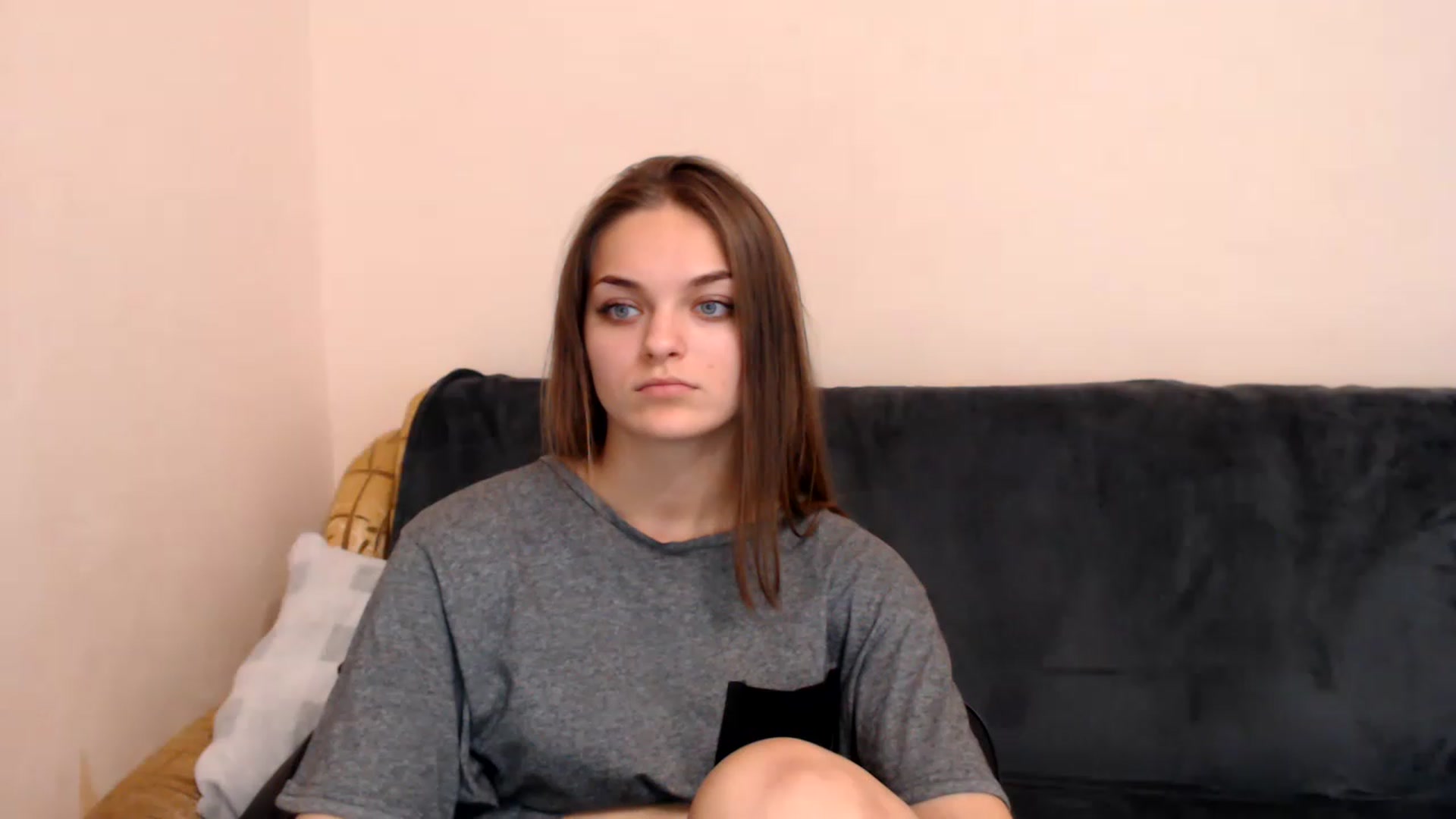 Gallery image thumbnail from Chaynea's myfreecams stream on, 01/05/2023, 10:36 image 18 of 20