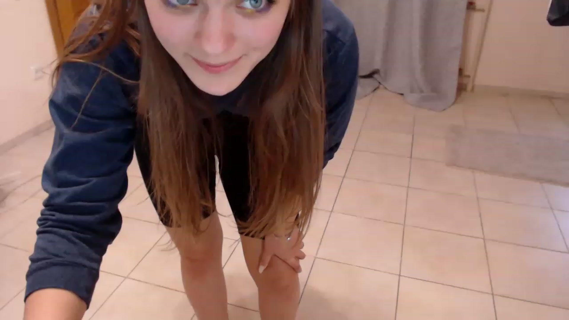 Gallery image thumbnail from Chaynea's myfreecams stream on, 01/06/2023, 13:02 image 1 of 20
