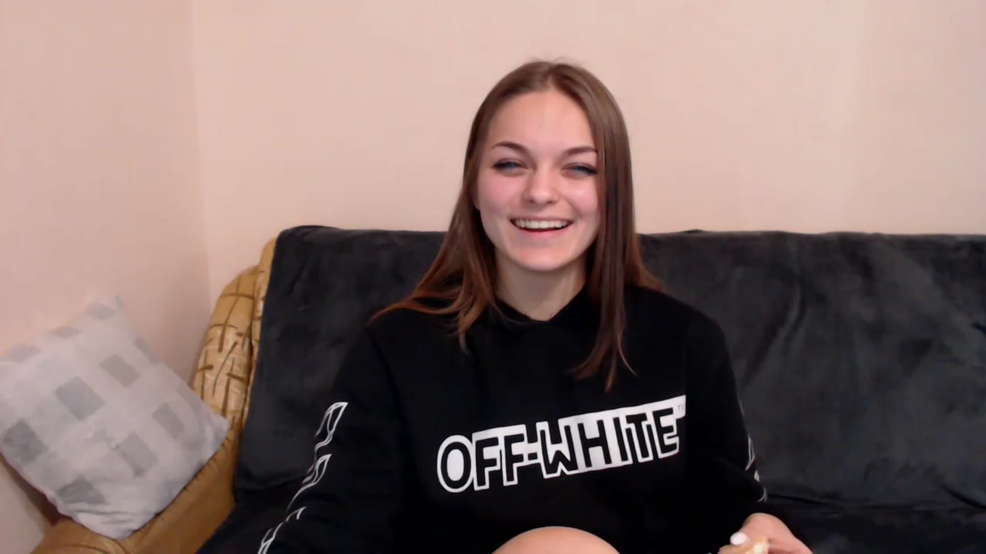 Gallery image thumbnail from Chaynea's myfreecams stream on, 01/07/2023, 12:02 image 17 of 20