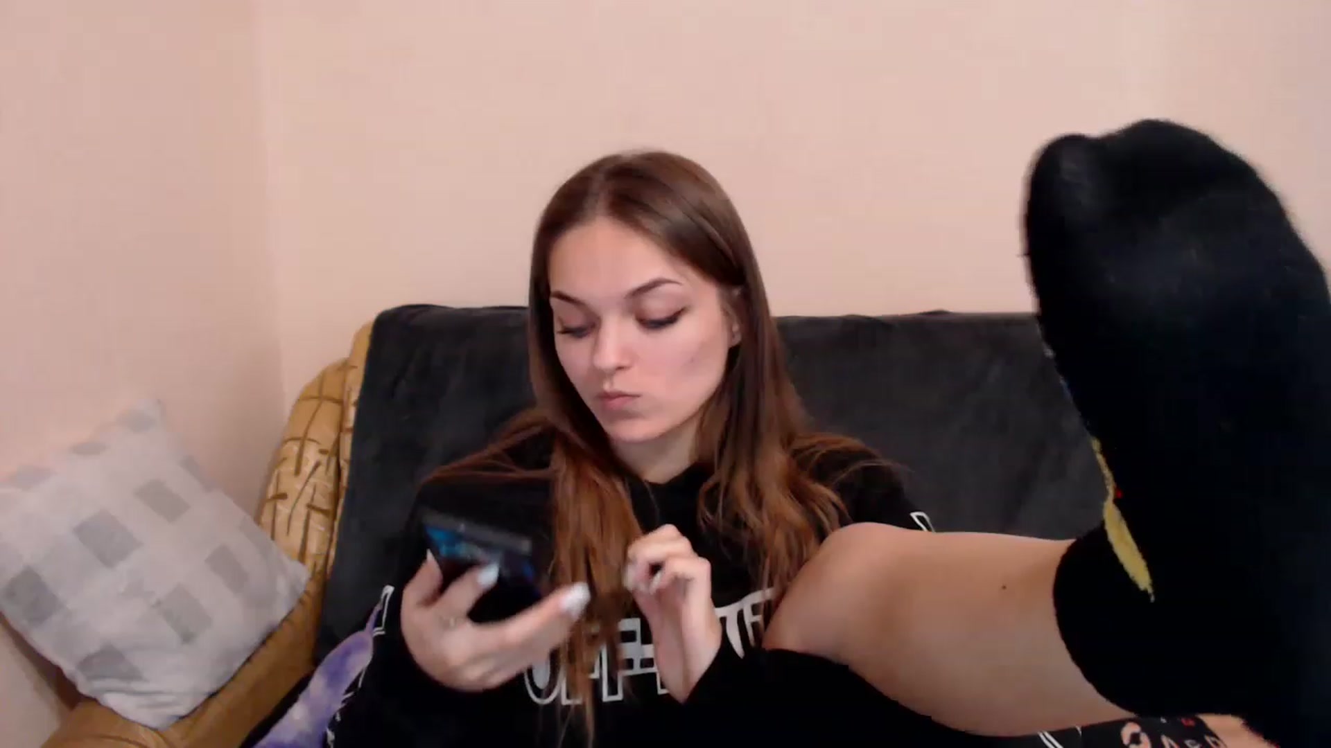 Gallery image thumbnail from Chaynea's myfreecams stream on, 01/07/2023, 12:02 image 15 of 20