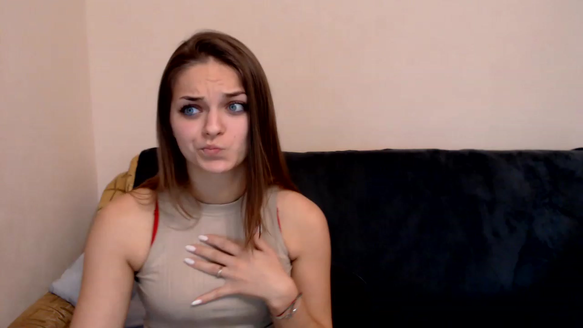 Gallery image thumbnail from Chaynea's myfreecams stream on, 01/08/2023, 12:13 image 18 of 20