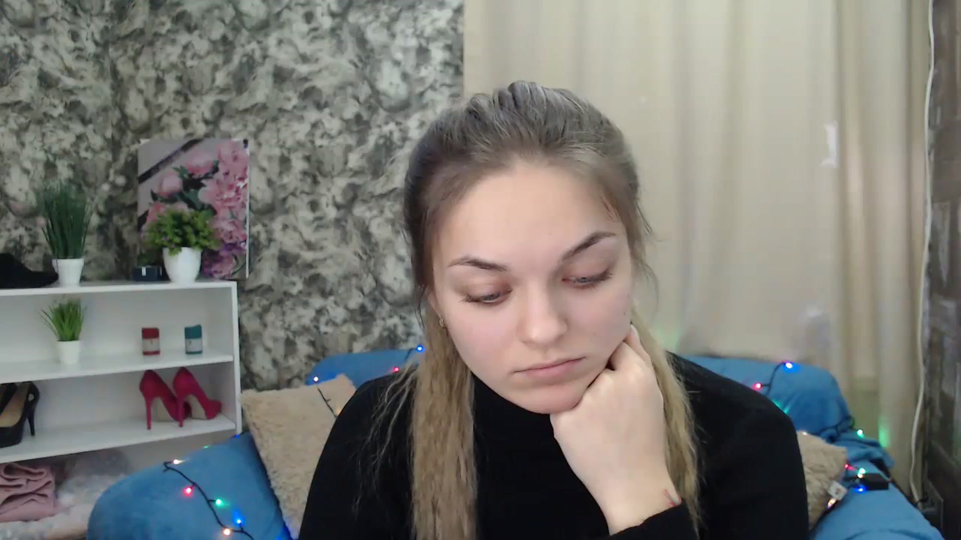 Gallery image thumbnail from Chaynea's myfreecams stream on, 02/15/2024, 10:18 image 19 of 20