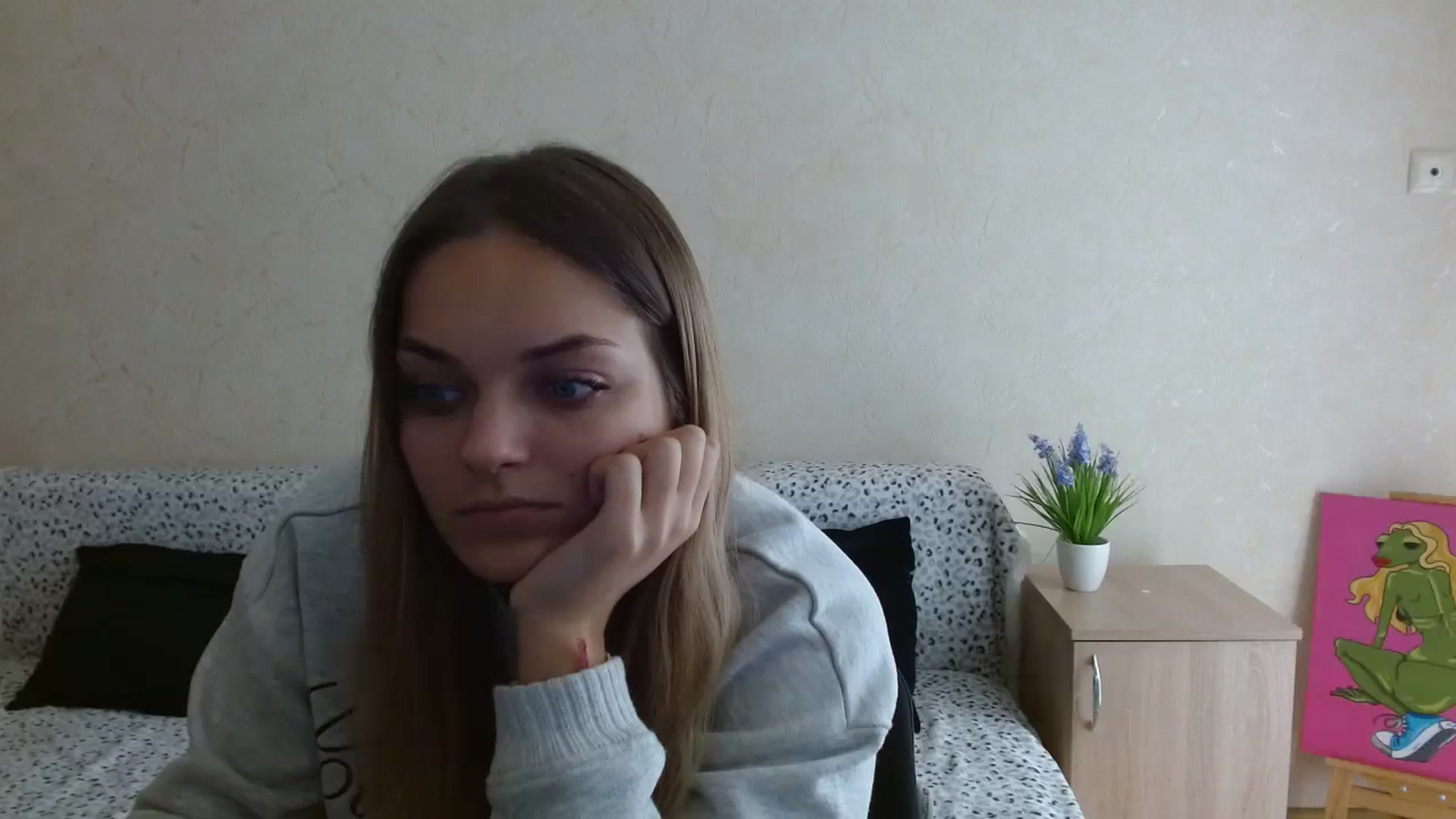Gallery image thumbnail from Chaynea's myfreecams stream on, 10/21/2024, 11:02 image 19 of 20