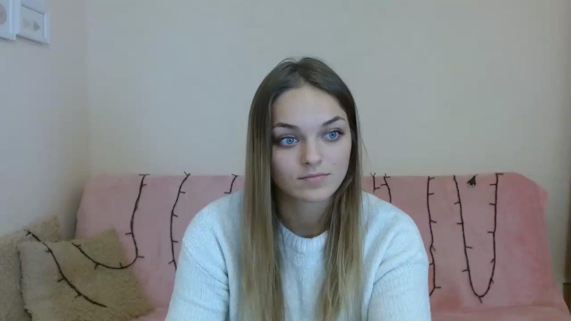 Gallery image thumbnail from Chaynea's myfreecams stream on, 10/28/2024, 10:49 image 20 of 20
