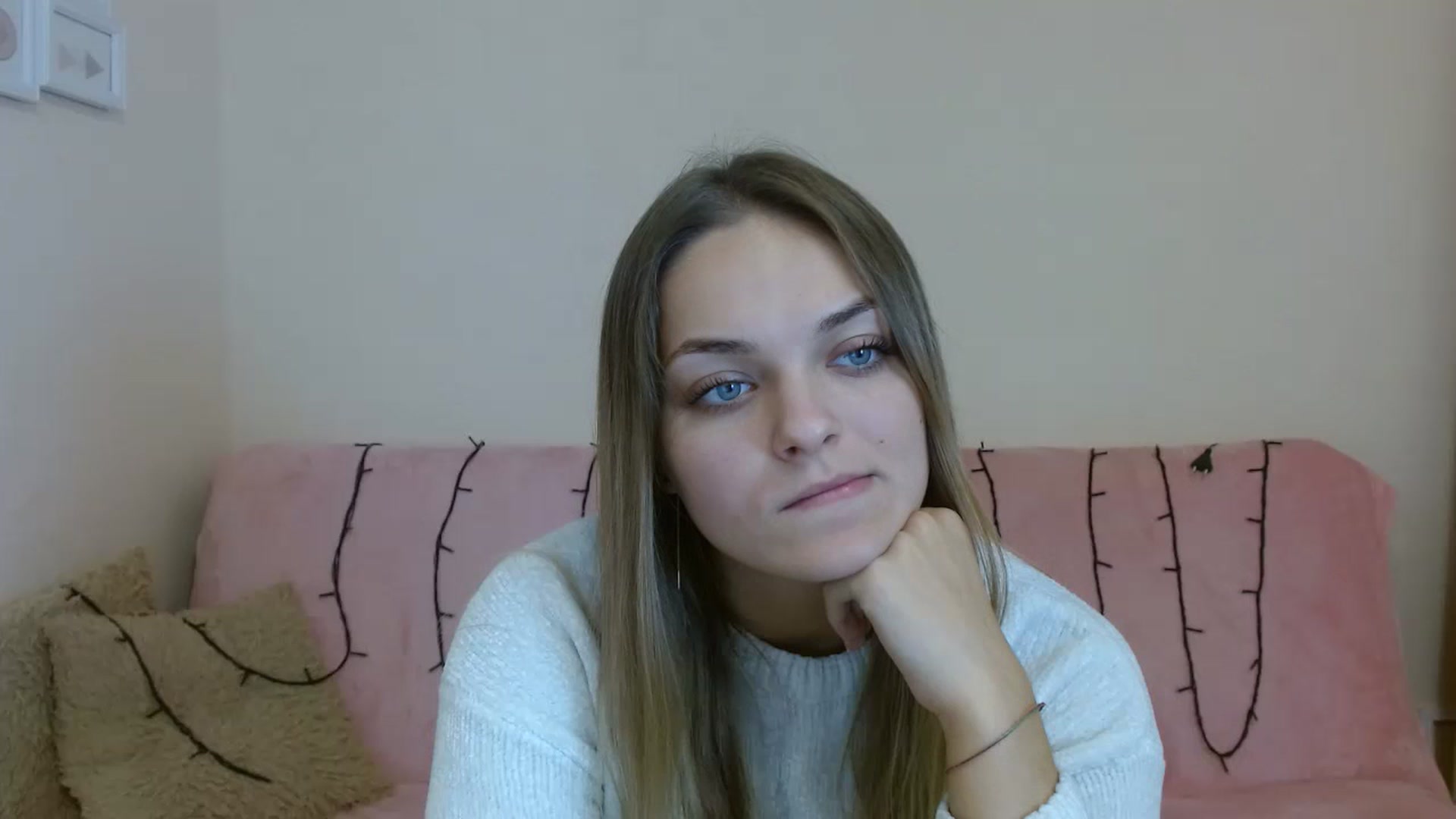 Gallery image thumbnail from Chaynea's myfreecams stream on, 10/28/2024, 10:49 image 1 of 20