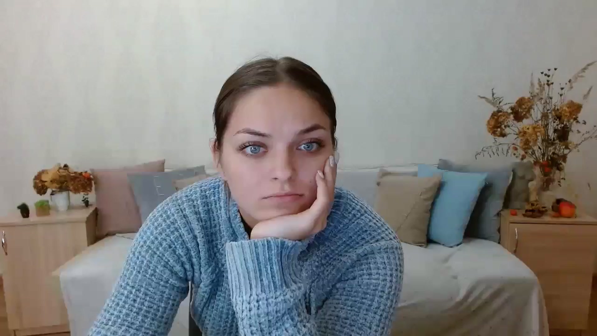 Gallery image thumbnail from Chaynea's myfreecams stream on, 11/11/2024, 12:17 image 12 of 20