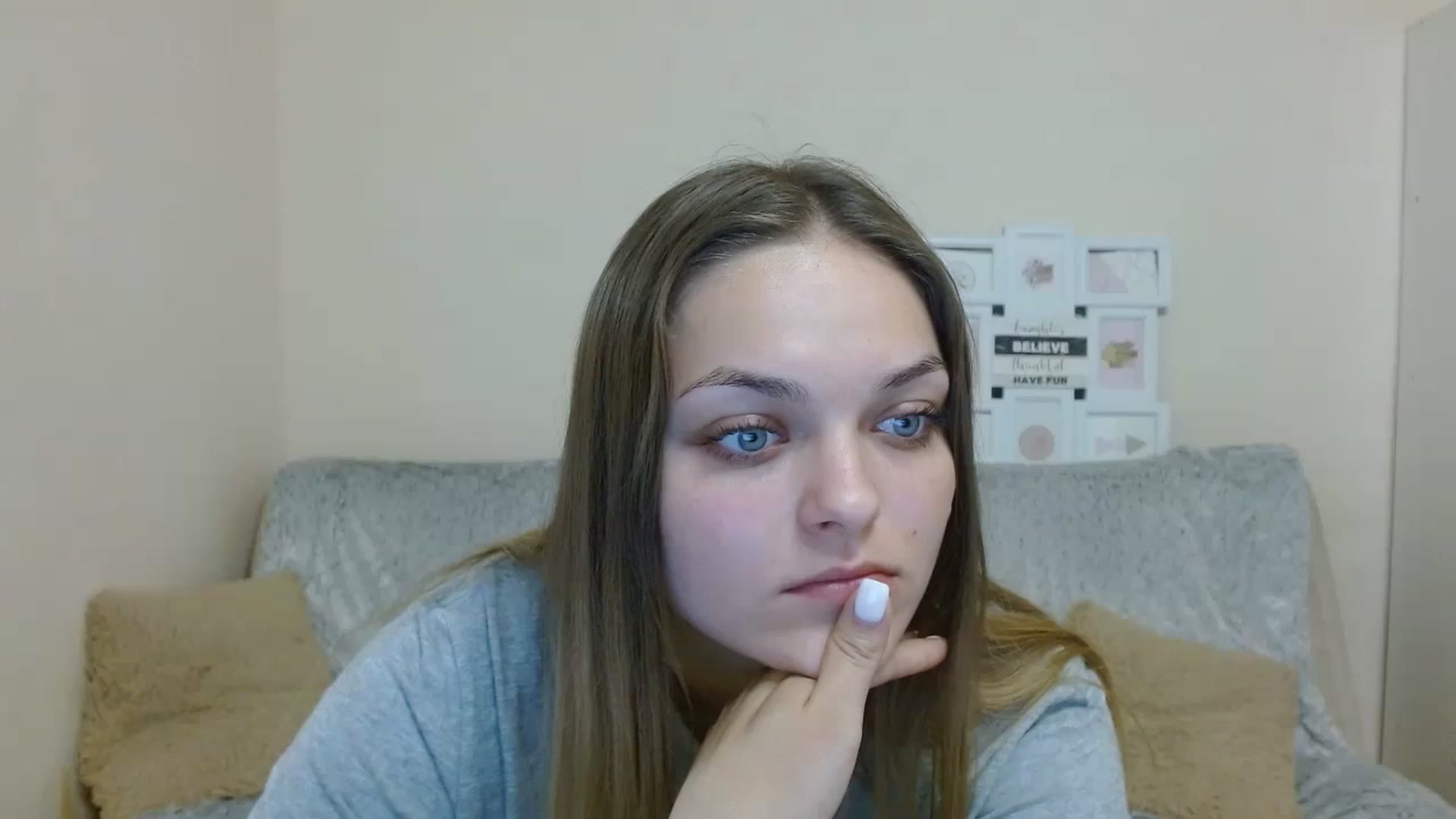 Gallery image thumbnail from Chaynea's myfreecams stream on, 06/25/2025, 07:52 image 12 of 20