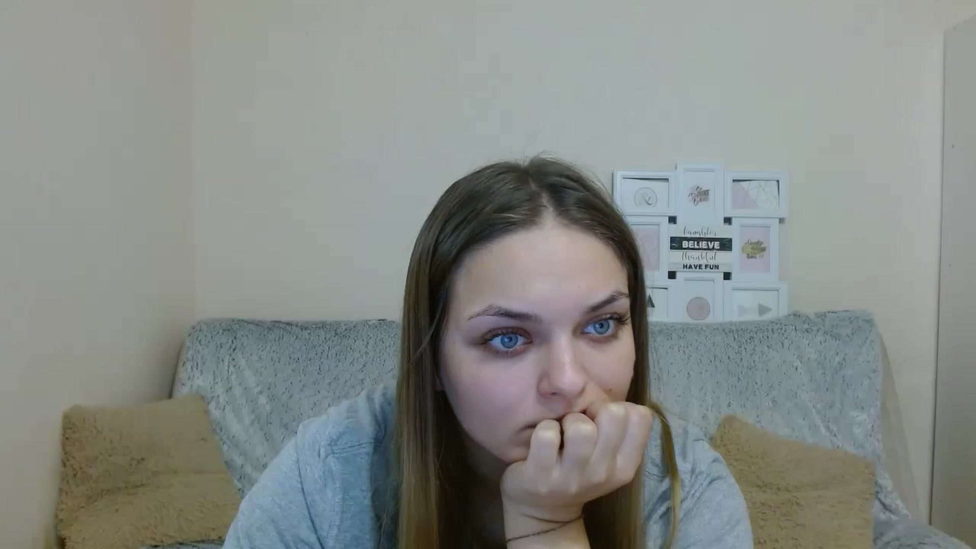 Gallery image thumbnail from Chaynea's myfreecams stream on, 06/25/2025, 10:21 image 11 of 20