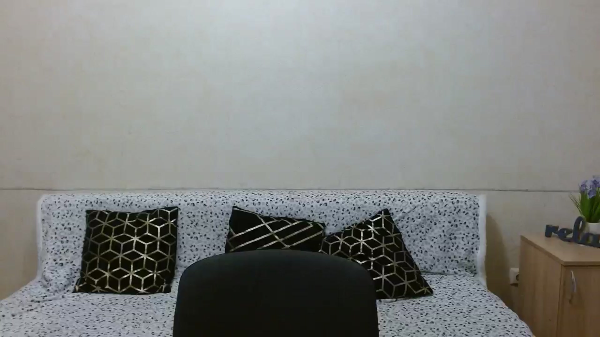 Gallery image thumbnail from Chaynea's myfreecams stream on, 11/13/2025, 12:11 image 3 of 20