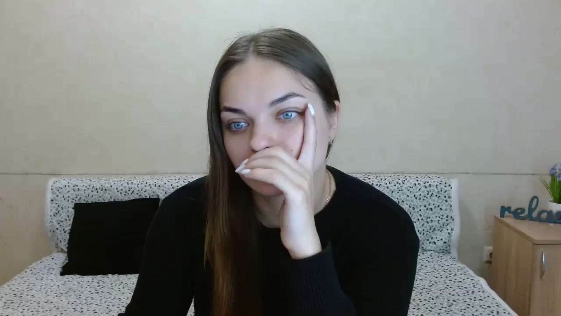 Gallery image thumbnail from Chaynea's myfreecams stream on, 11/19/2025, 12:01 image 16 of 20