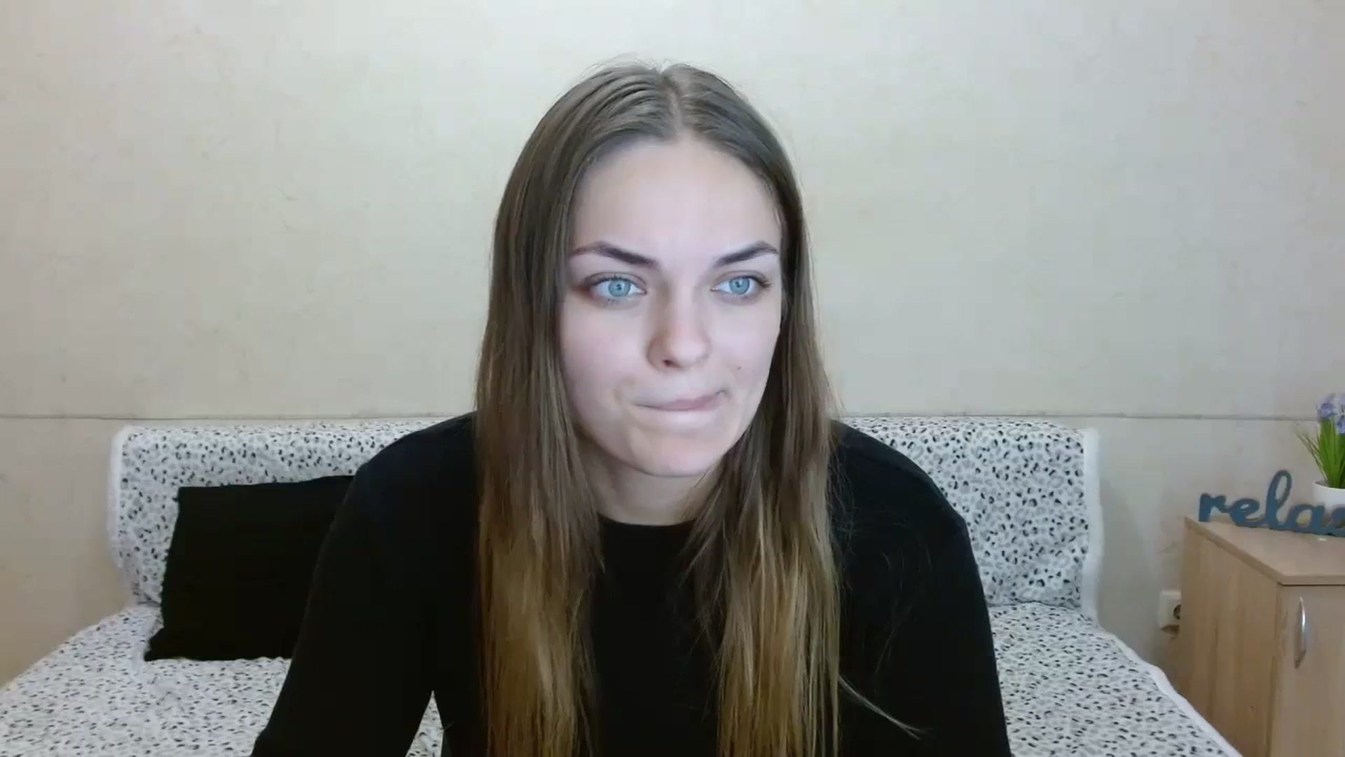 Gallery image thumbnail from Chaynea's myfreecams stream on, 11/19/2025, 12:01 image 2 of 20