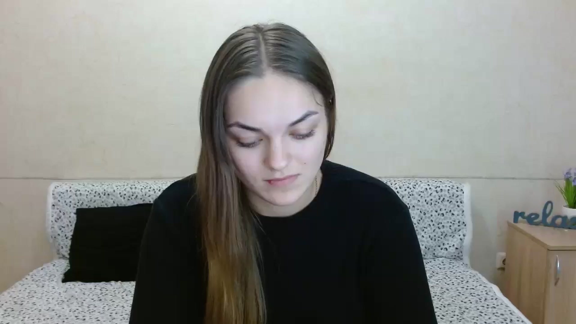 Gallery image thumbnail from Chaynea's myfreecams stream on, 11/19/2025, 12:01 image 19 of 20
