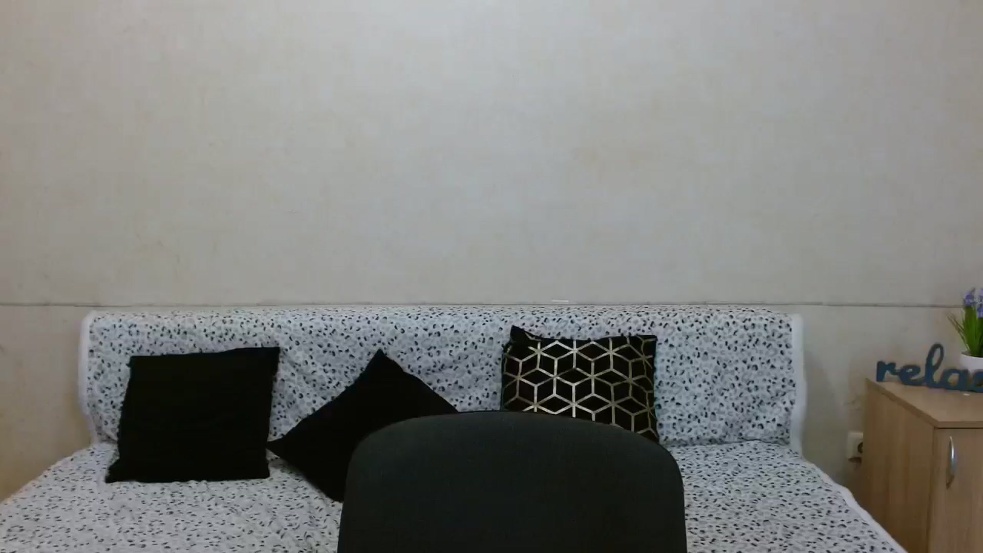 Gallery image thumbnail from Chaynea's myfreecams stream on, 11/19/2025, 12:01 image 11 of 20