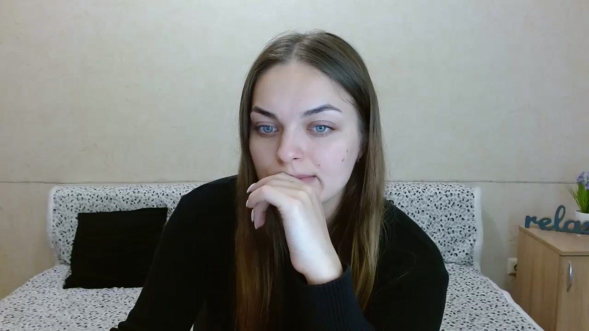 Gallery image thumbnail from Chaynea's myfreecams stream on, 11/19/2025, 12:01 image 3 of 20