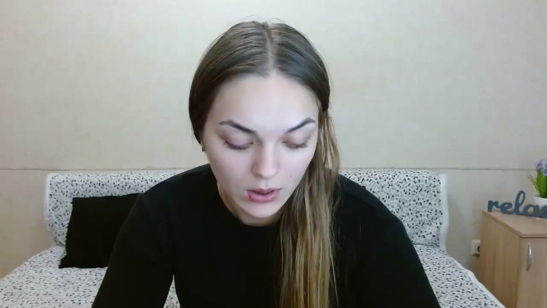 Gallery image thumbnail from Chaynea's myfreecams stream on, 11/19/2025, 12:01 image 5 of 20