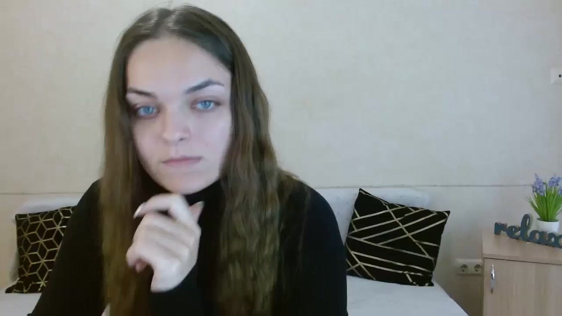 Gallery image thumbnail from Chaynea's myfreecams stream on, 12/18/2025, 11:29 image 16 of 20