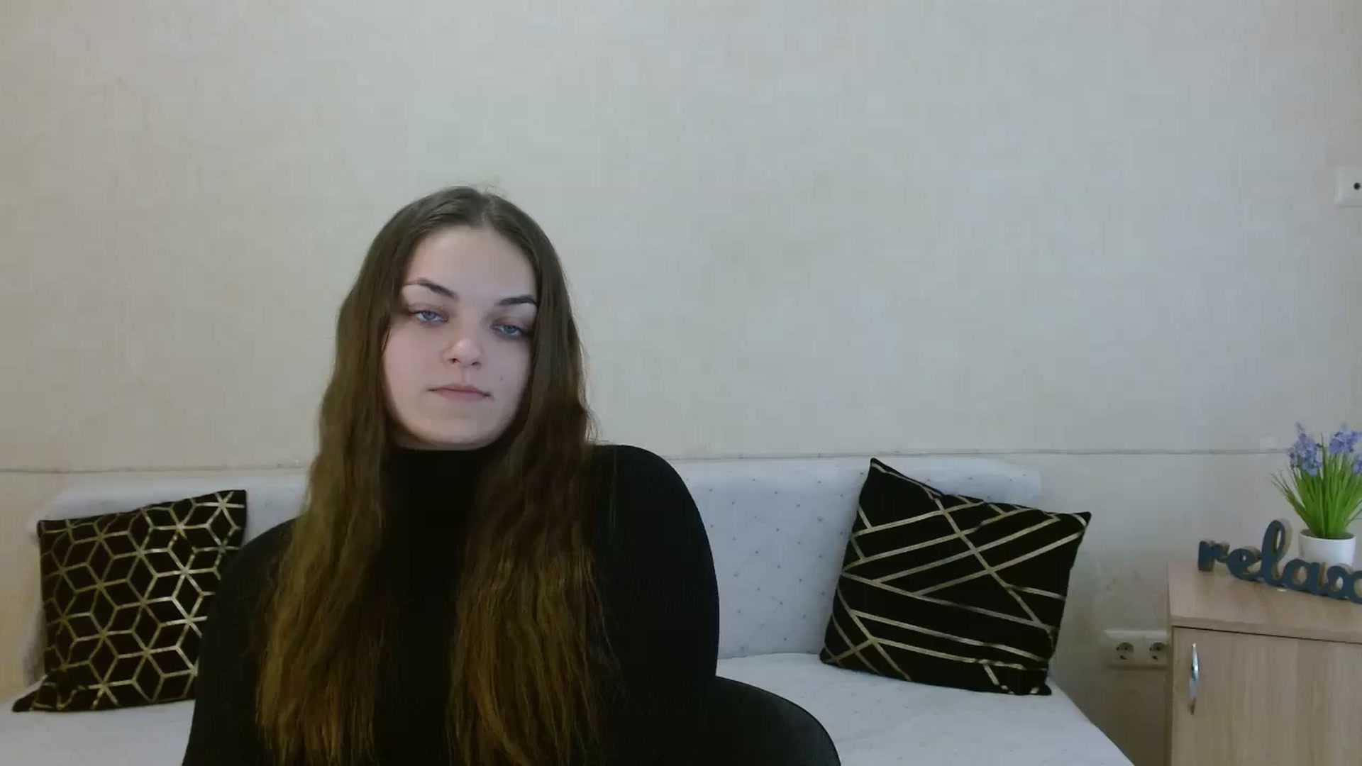 Gallery image thumbnail from Chaynea's myfreecams stream on, 12/18/2025, 11:29 image 7 of 20