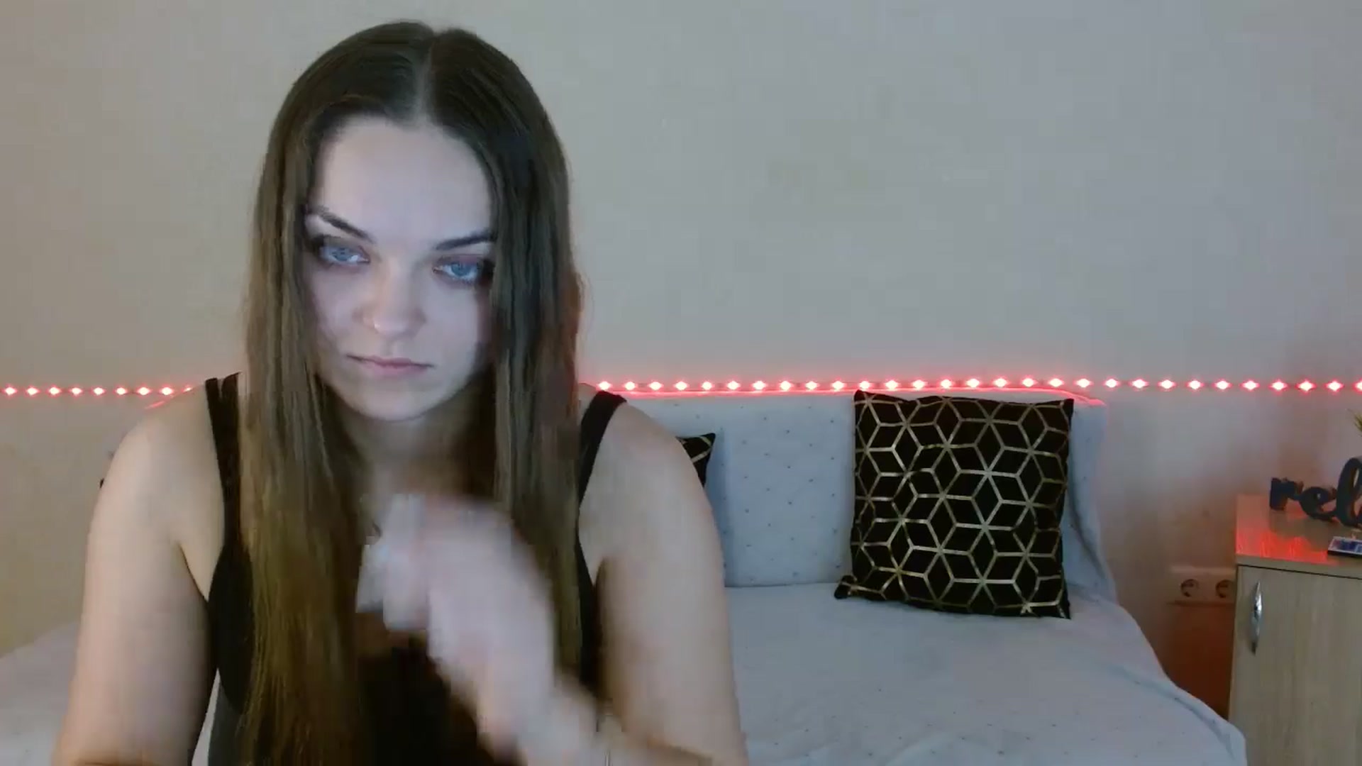 Gallery image thumbnail from Chaynea's myfreecams stream on, 12/21/2025, 11:42 image 13 of 20