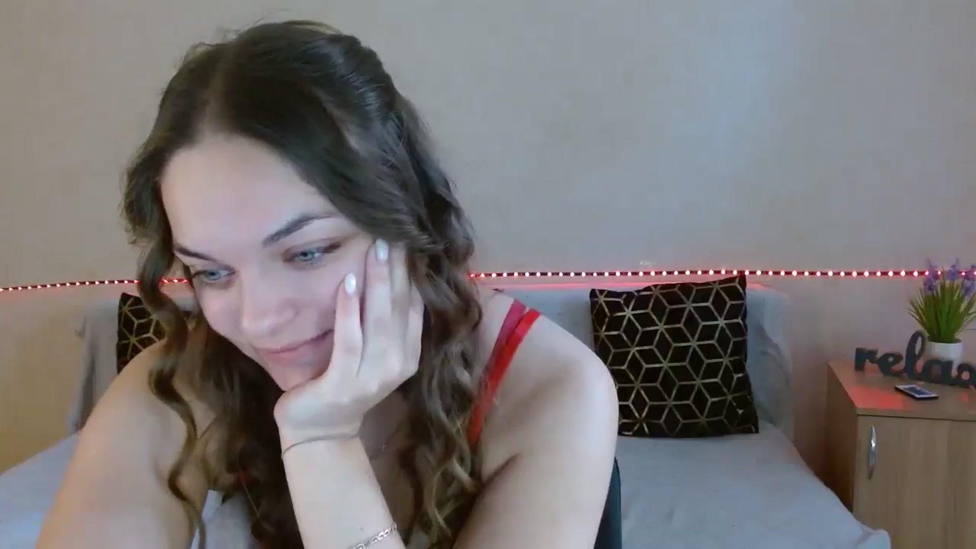 Gallery image thumbnail from Chaynea's myfreecams stream on, 12/25/2025, 09:33 image 15 of 20