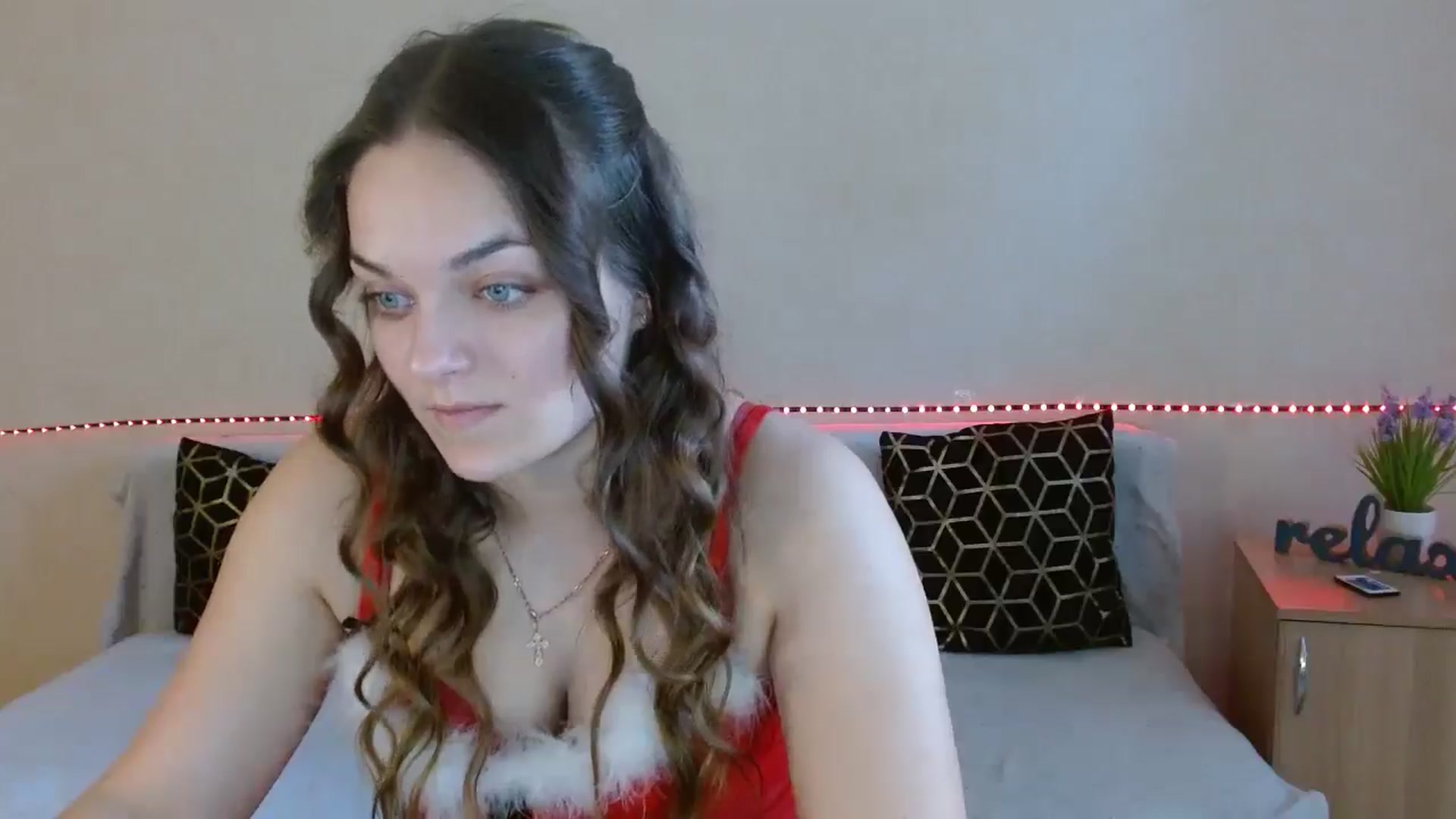 Gallery image thumbnail from Chaynea's myfreecams stream on, 12/25/2025, 09:33 image 14 of 20