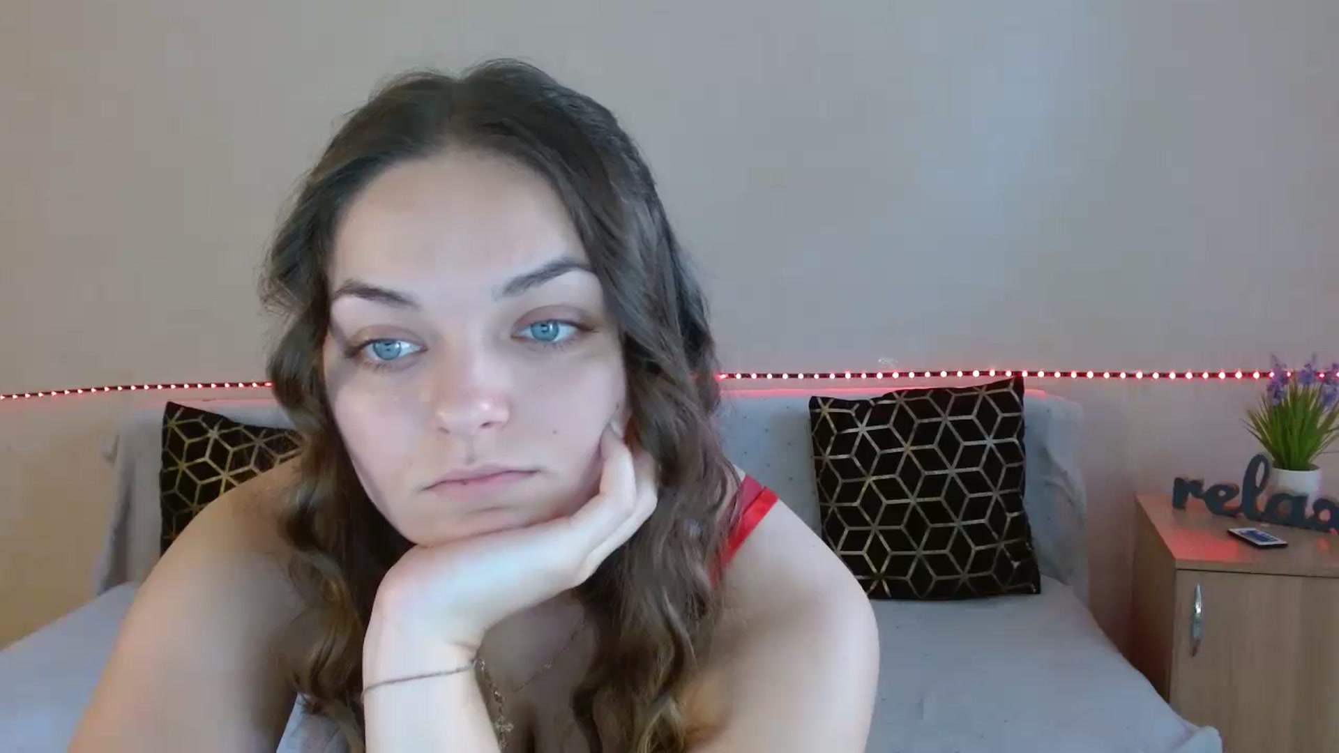 Gallery image thumbnail from Chaynea's myfreecams stream on, 12/25/2025, 09:33 image 10 of 20