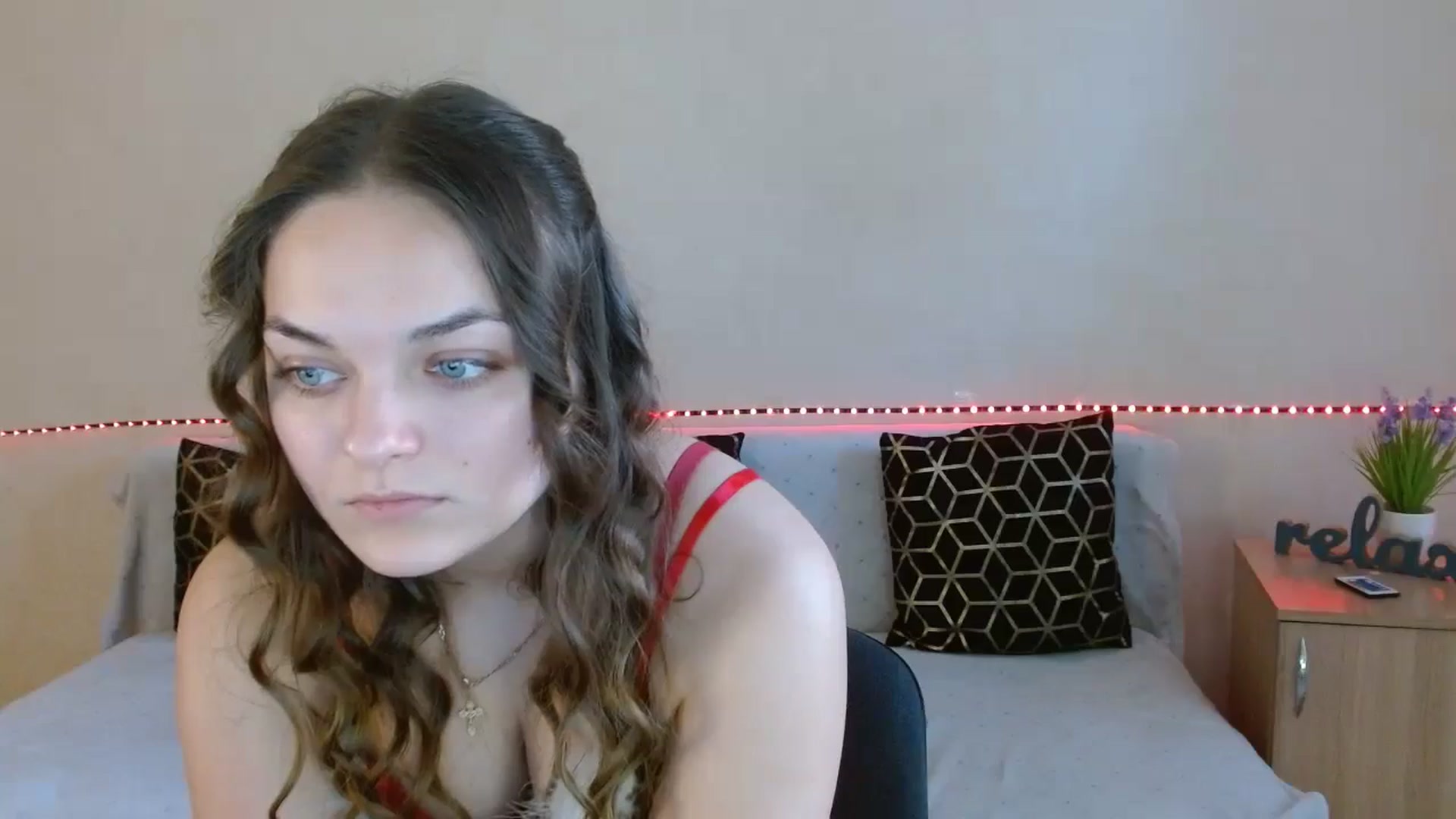 Gallery image thumbnail from Chaynea's myfreecams stream on, 12/25/2025, 09:33 image 4 of 20