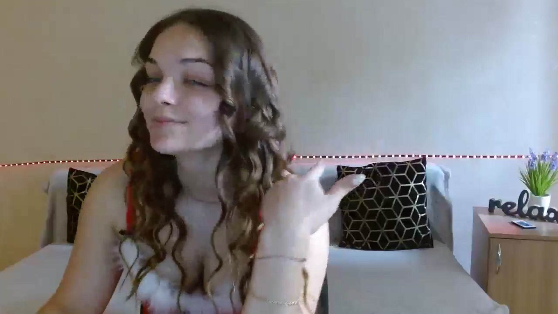 Gallery image thumbnail from Chaynea's myfreecams stream on, 12/25/2025, 10:23 image 8 of 20