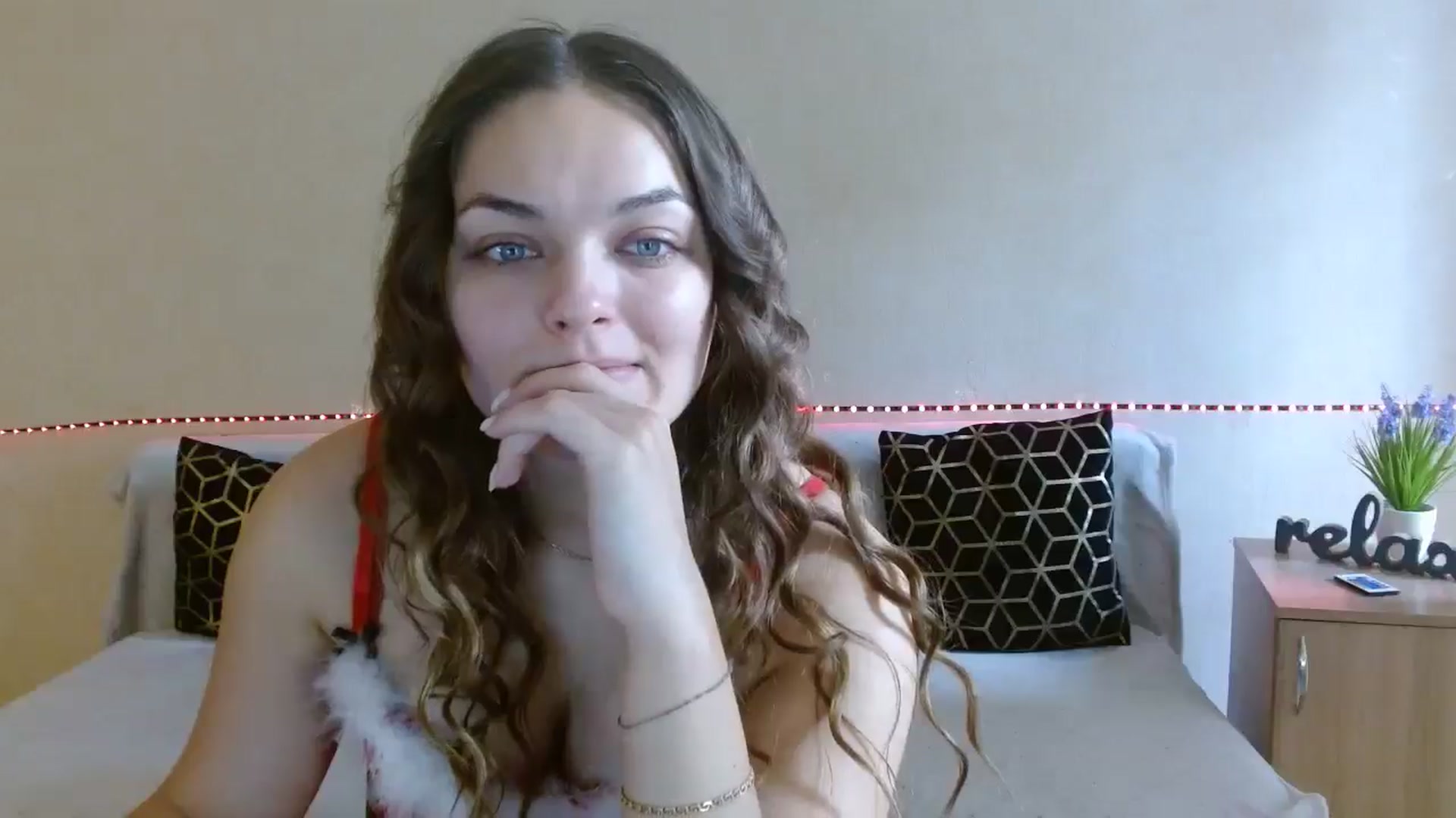 Gallery image thumbnail from Chaynea's myfreecams stream on, 12/25/2025, 10:23 image 9 of 20